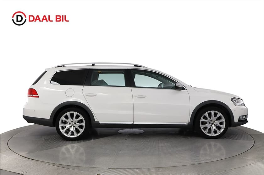Bild 5 av Volkswagen Passat Alltrack 2.0 TDI 4M 177HK PREMIUM B-KAM NAVI PANO BI-XENON