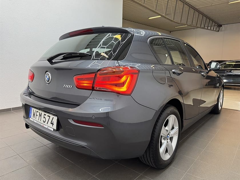 Bild 3 av BMW 118i 118 136hk Sport line Taklucka/Bkamera/1 Brukare