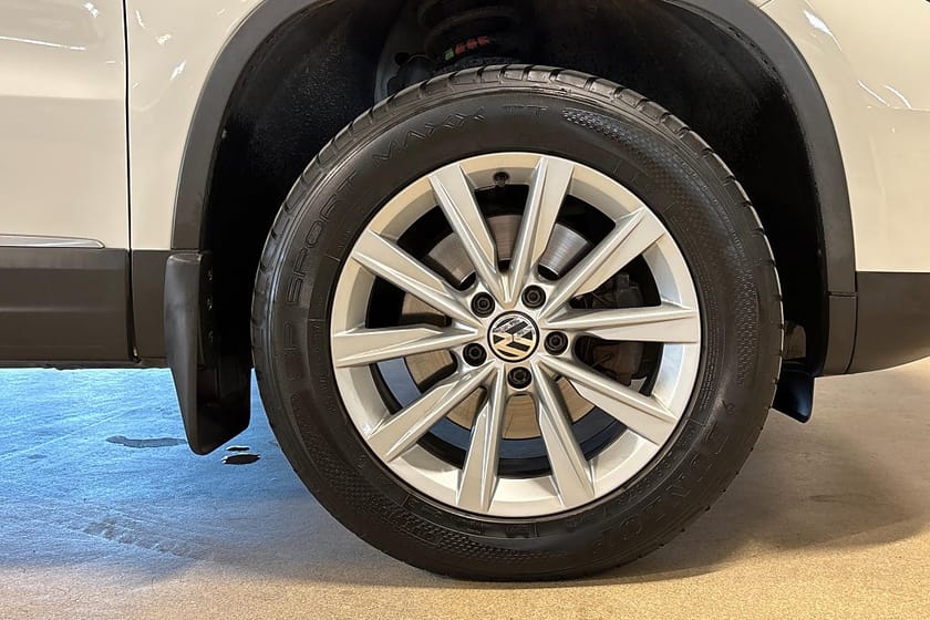 Bild 5 av Volkswagen Tiguan 2.0 TDI 4Motion / Dragkrok / M-Värmare / 2-brukare