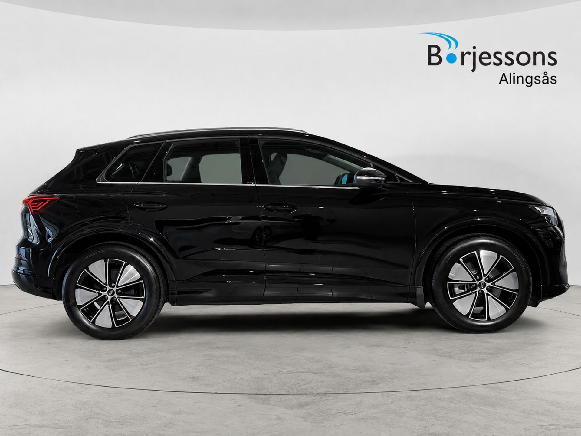 Audi Q4 e-tron quattro 2027, bild 2/10