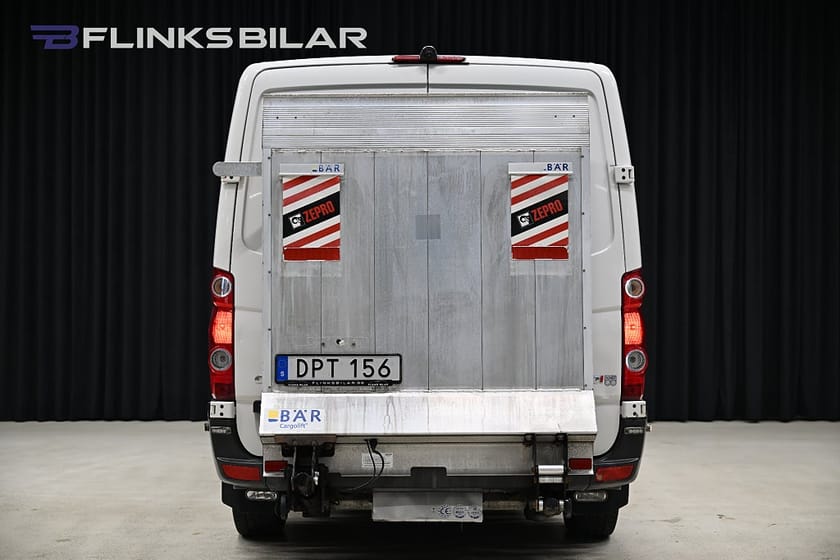 Bild 4 av Volkswagen Crafter 2.0 TDI 136HK Bakgavellyft|Värmare|Uppvärmt-skåp|Moms