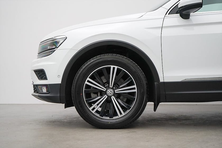 Bild 3 av Volkswagen Tiguan 2.0 TDI 4M / 190hk / Värmare / Executive