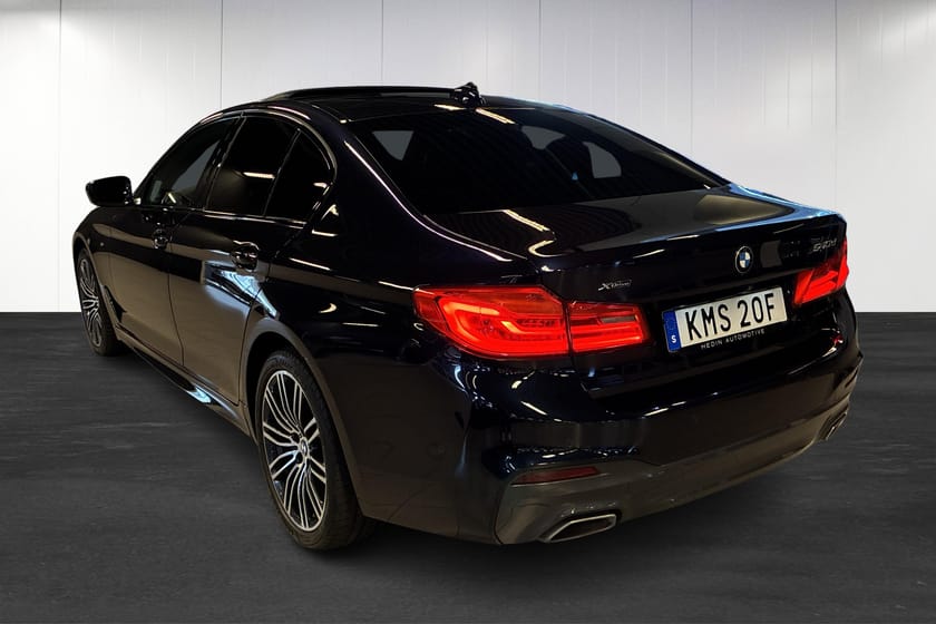 Bild 4 av BMW 540d xDrive Sedan D | M-Sport | Ultimate Edition | 360 | Taklucka | Drag | HUD | B&W