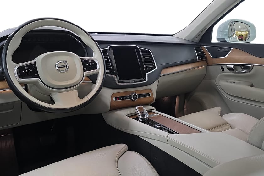 Bild 3 av Volvo XC90 Recharge T8 Inscription 7-säten/Kamera/Navi/VOC/Sensorer