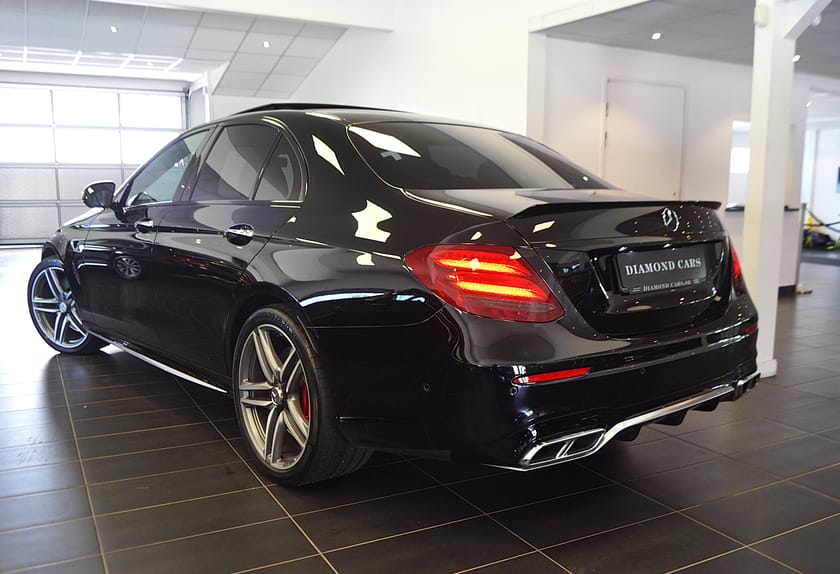 Bild 3 av Mercedes-Benz AMG E 63 S 4MATIC+ 
