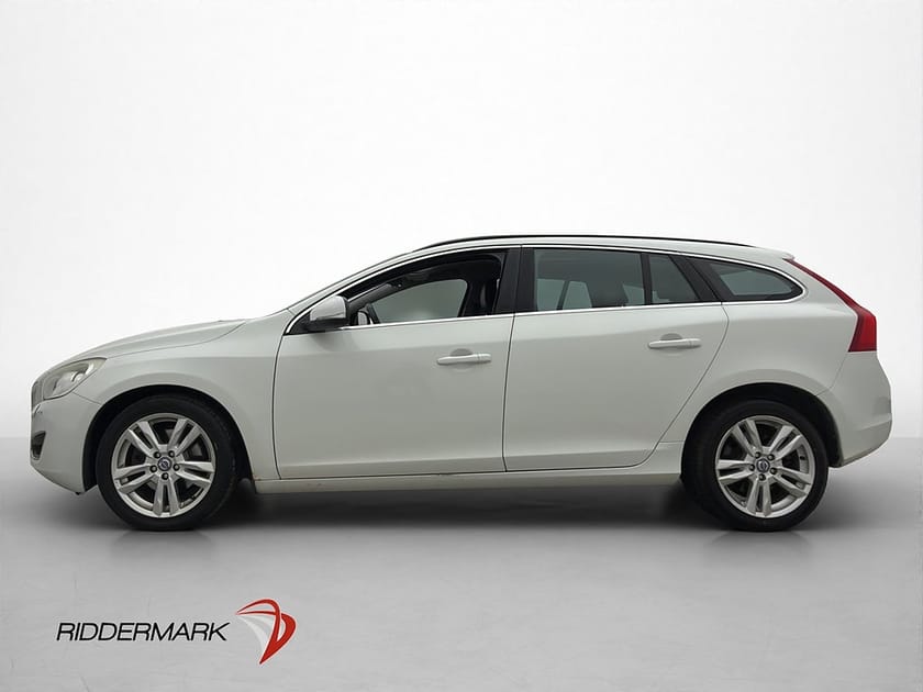 Bild 4 av Volvo V60 D4 Momentum Värmare Sensorer Skinn Två-Brukare