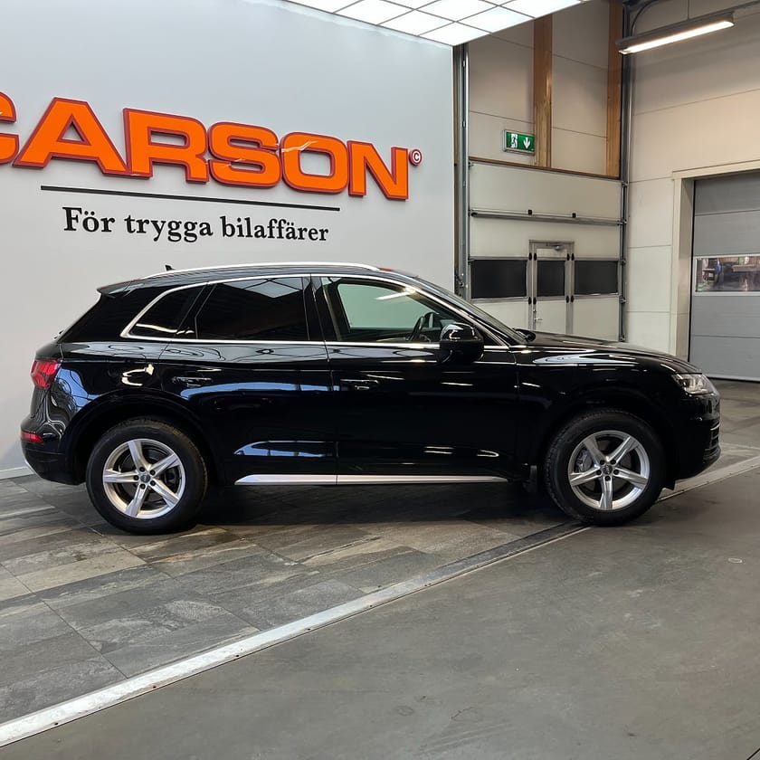 Bild 3 av Audi Q5 45 TFSI quattro Q Proline Comfort Carplay Drag Värmare