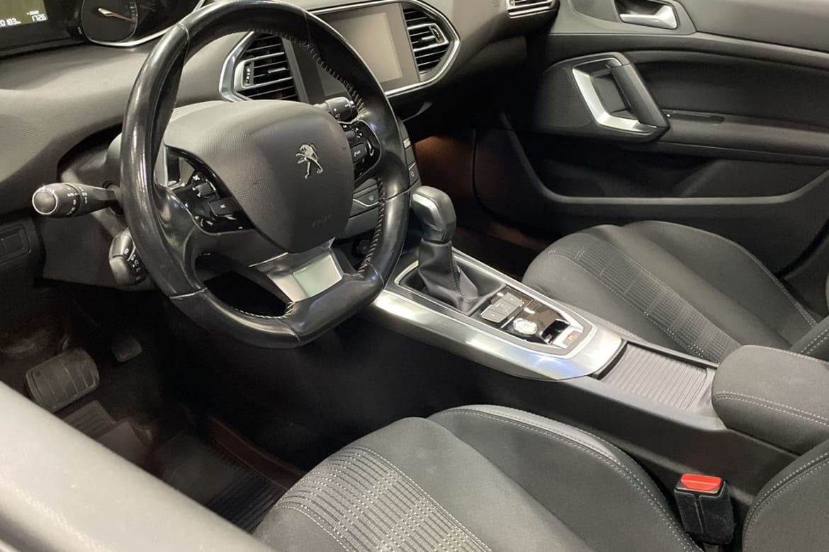 Peugeot 308 2017 - miniatyr 10