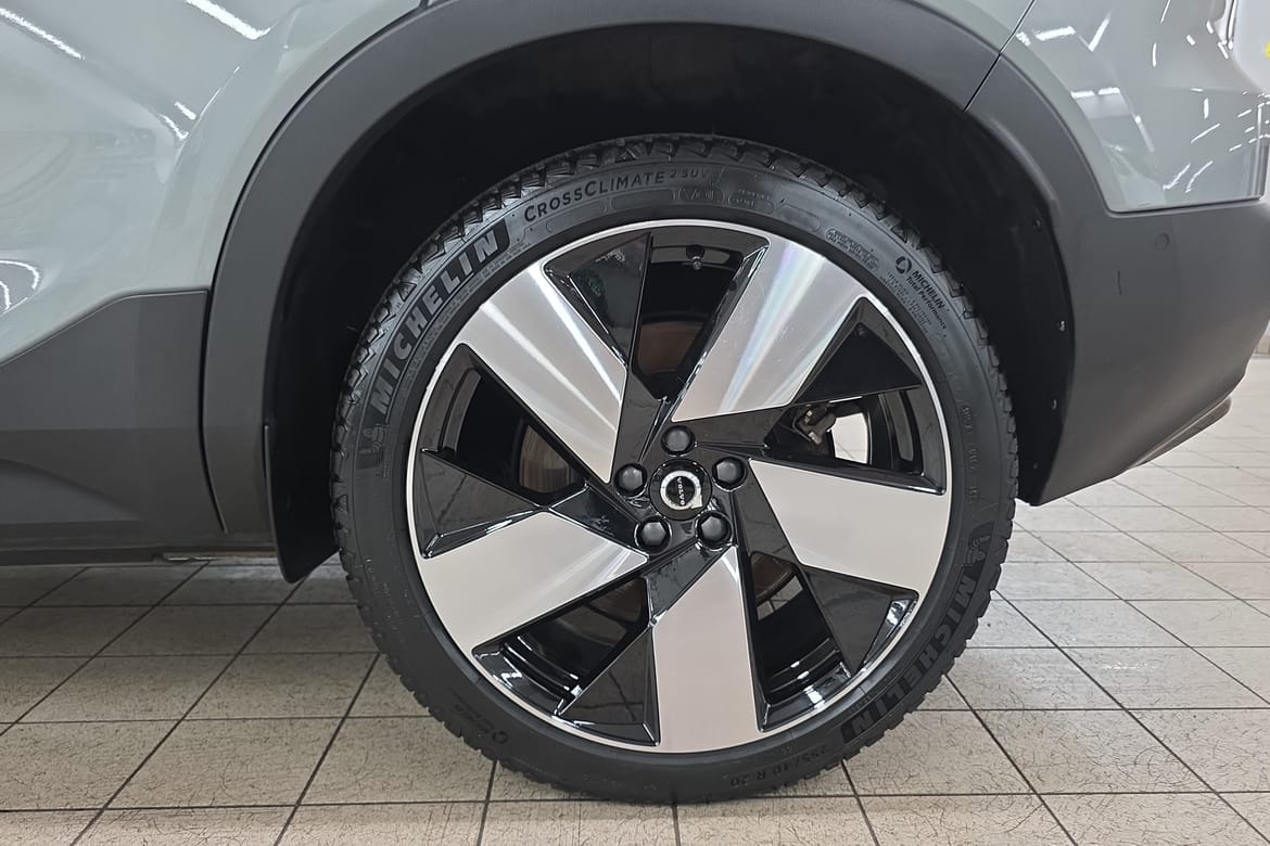 Volvo C40 Recharge Twin, 408hp, 2024