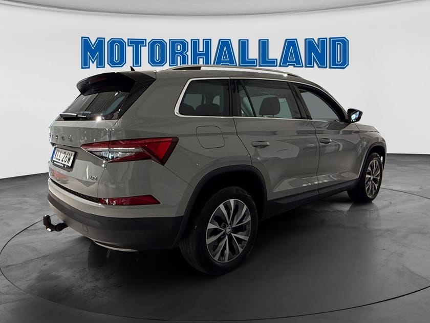 Bild 5 av Škoda Kodiaq 7-Seater STYLE 2,0 TDI 200 HK 7 VXL DSG 4X4 LÄDER 7-SITS