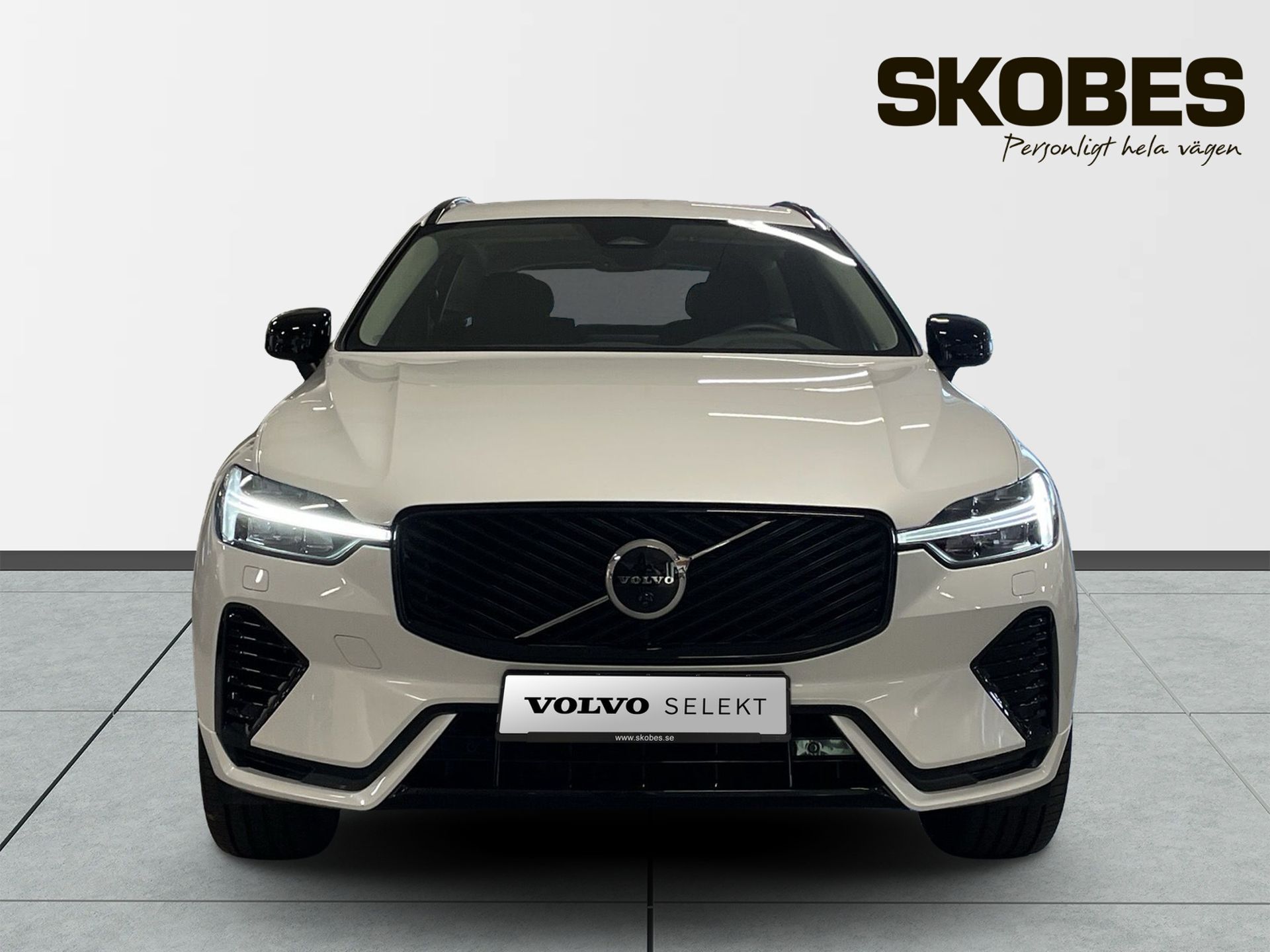 Volvo XC60 T6 Plus Dark Nordic Edition 2026, bild 2/10