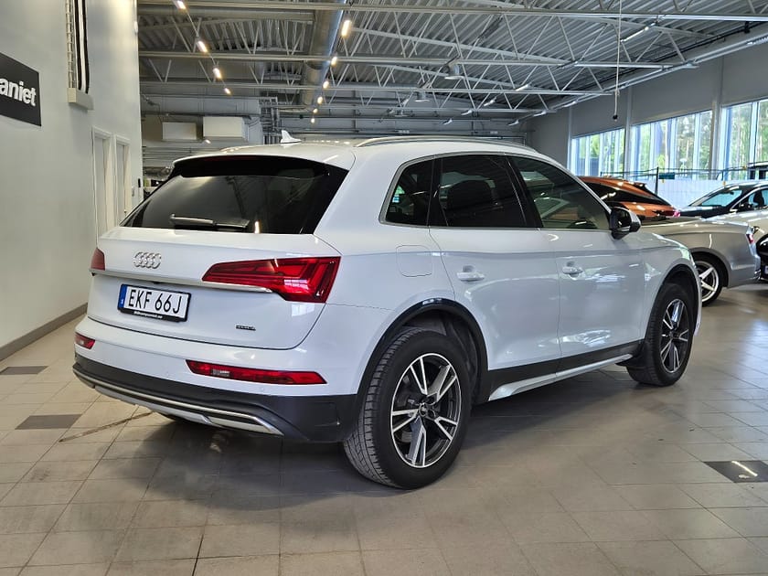 Bild 3 av Audi Q5 40 TDI quattro S Tronic Sport Edition Euro 6