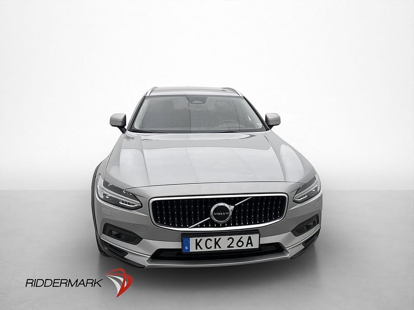 Bild 2 av Volvo V90 Cross Country B4 AWD Core Värm Kamera VOC CarPlay