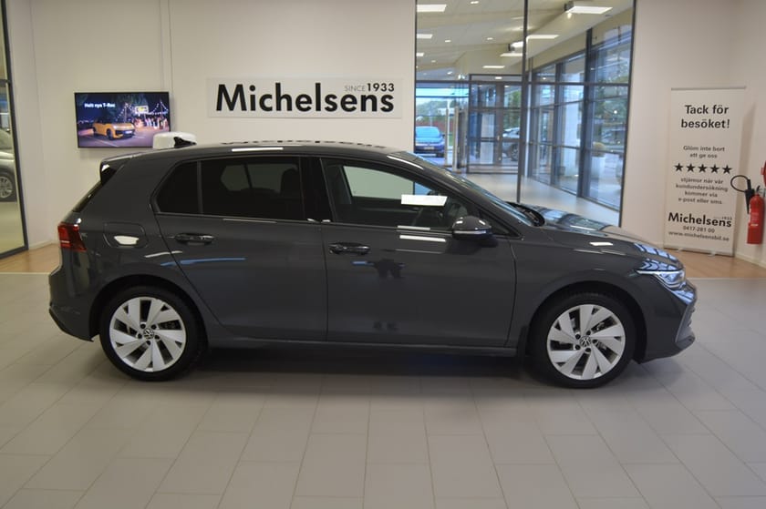 Bild 4 av Volkswagen Golf Life Edition 1.5 eTSI 150 DSG7