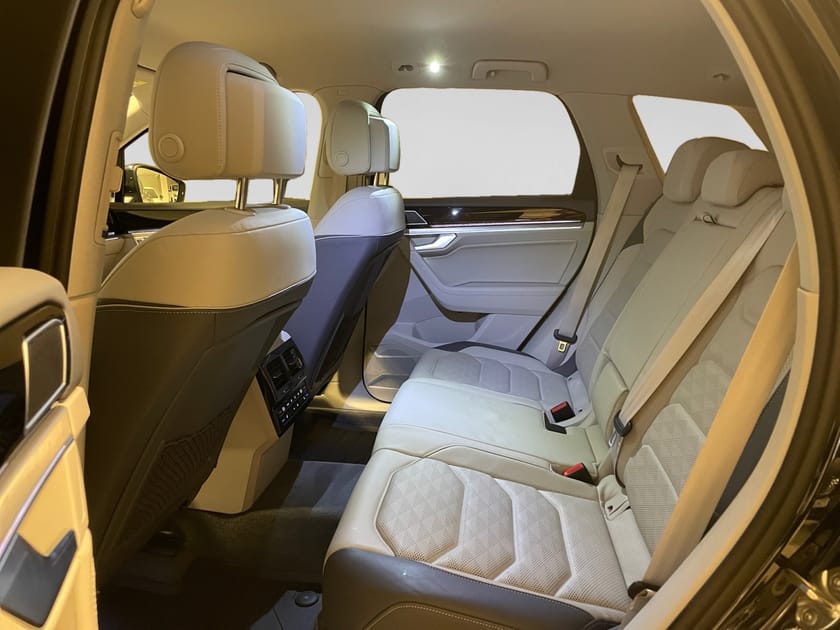 Bild 5 av Volkswagen Touareg TDI 4-m Dsg / Dynaudio / Head uo / Luftfjädring /