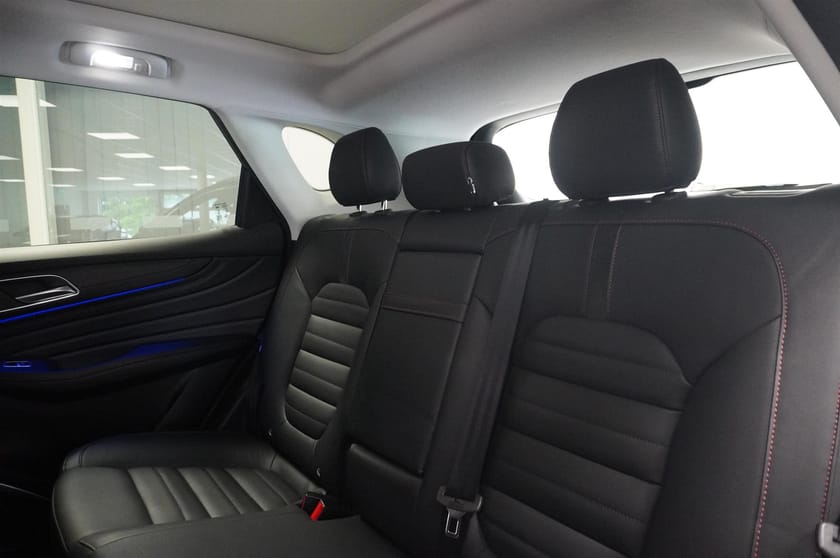 Bild 5 av MG EHS PHEV Luxury 360 Elstol Pano