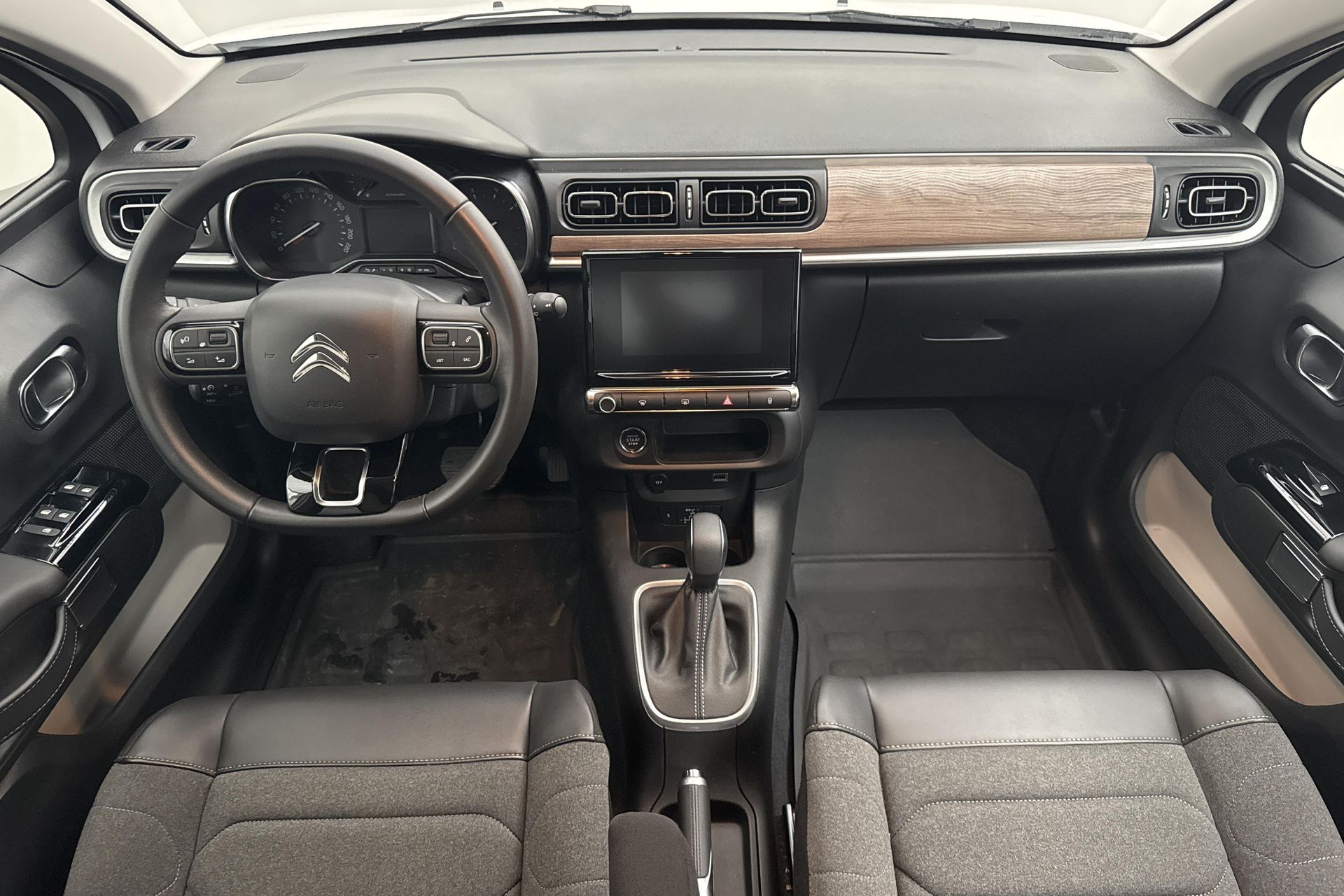 Citroen C3 1.2 PureTech 110 2023, bild 7/10