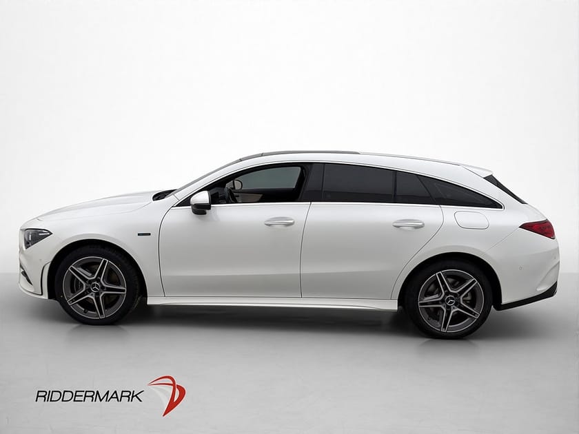 Bild 4 av Mercedes-Benz CLA 250 e Shooting Brake CLA250 AMG Line Värmare Pano Cockpit Kamera