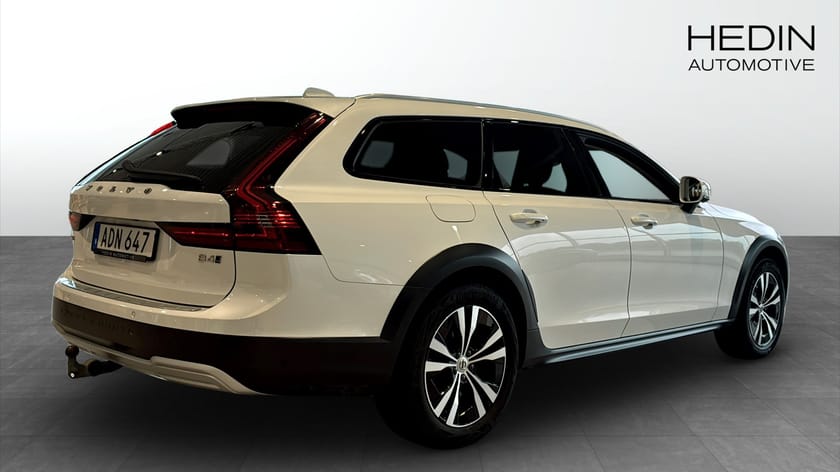 Bild 2 av Volvo V90 Cross Country 360, DRAG , AWD, SKINN, HARMAN KARDON