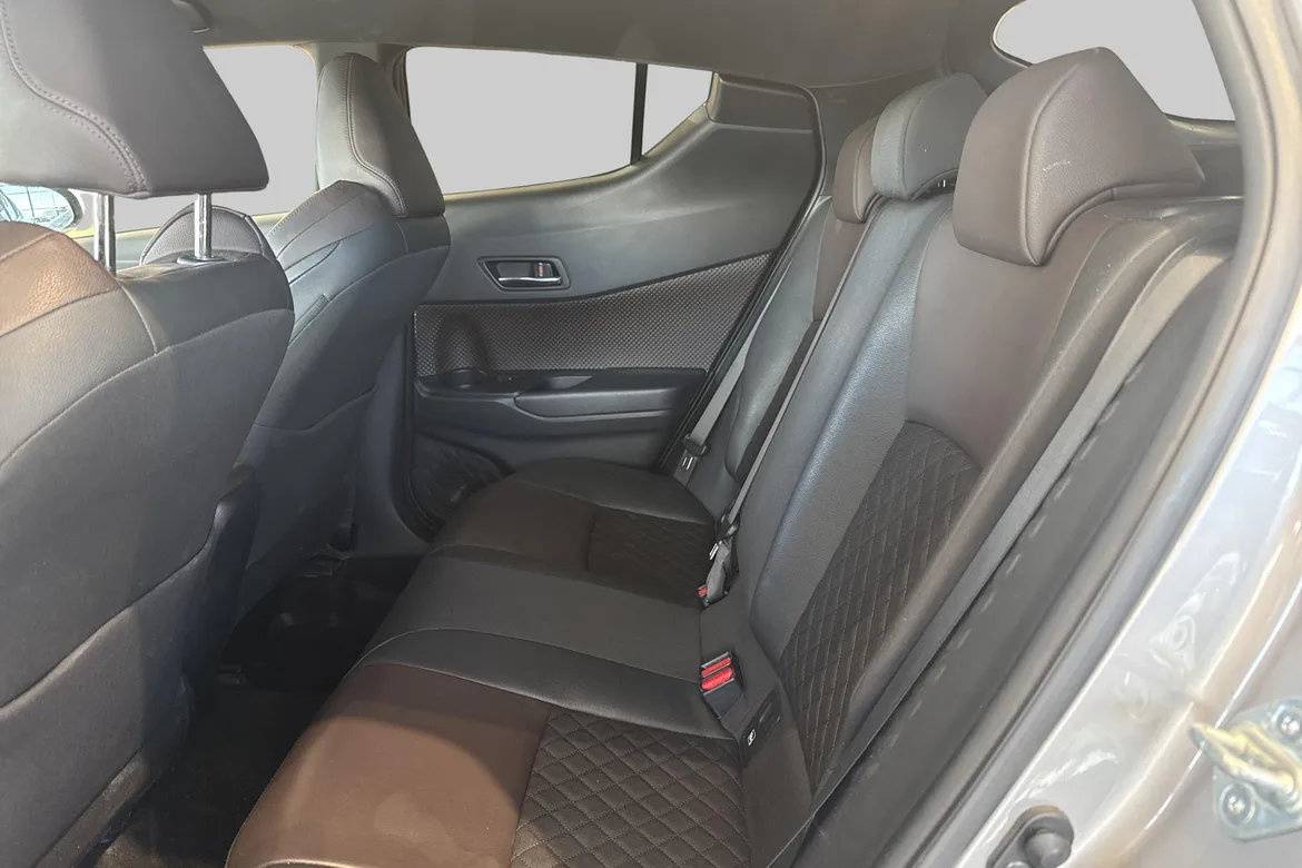 picture of a car