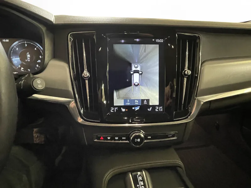 Bild 13 av 16 – Volvo V90 D3 AWD Business Advanced Momentum