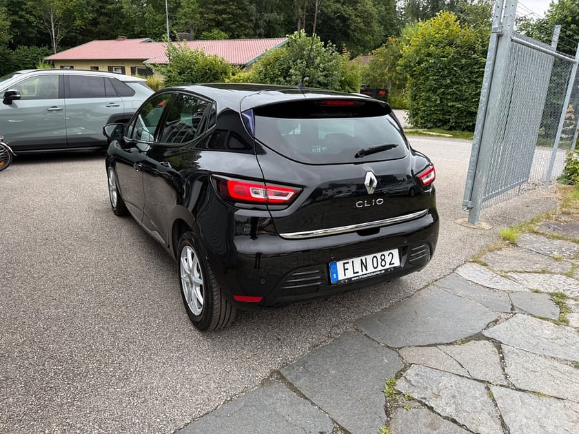 Bild 4 av Renault Clio 0.9 TCE 90HK INTENS / VÄRMARE / 5500Mil