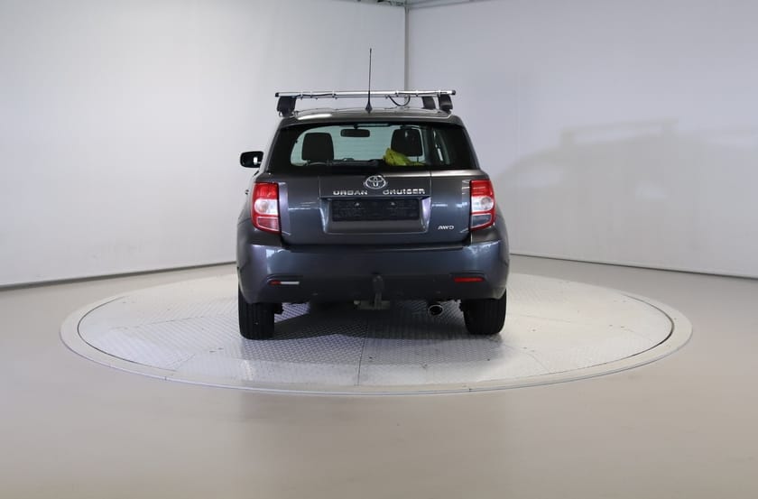 Bilde 4 av Toyota Urban Cruiser 1,4 90hk 4x4 Outlet! Hengerfeste/Radio/S+V/EU2028