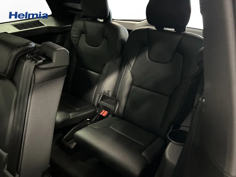 Bild 11 av 12 – Volvo XC90 7 Säten B5 AWD Diesel Inscription 7-säten