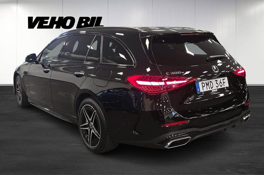 Bild 4 av Mercedes-Benz C 300 T e AMG Drag Distronic Rattvärme Keyless NightPackage
