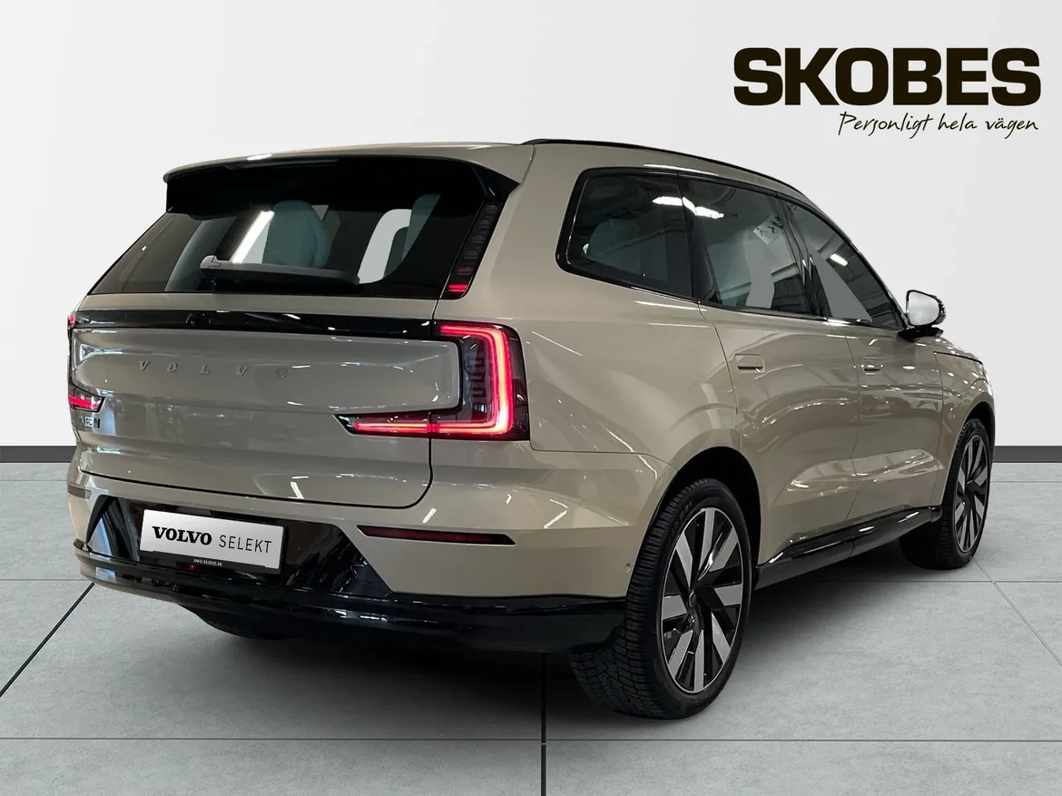 Volvo EX90