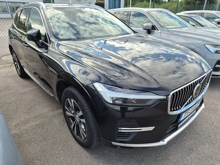 Volvo XC60 T6 Recharge Core Bright plug in AWD 350HK 4x4 Panorama