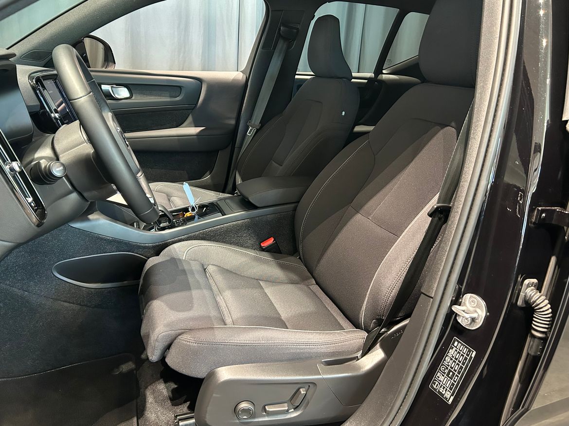 Volvo XC40 2023 - miniatyr 6