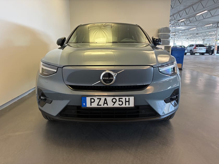 Bild 2 av Volvo C40 Recharge Twin motor Intro Edition / BLIS / 360 Kamera / Panorama / Dragkrok