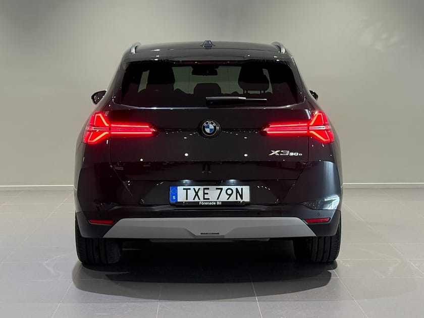 Bild 4 av BMW X3 30e xDrive Innovation Drag AdptFarth HuD H/K 20" Elstol