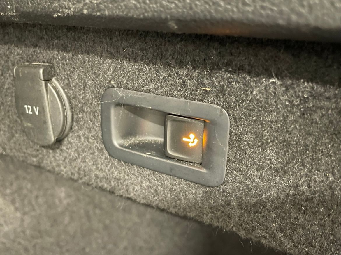 Volkswagen Passat 2019 - miniatyr 8