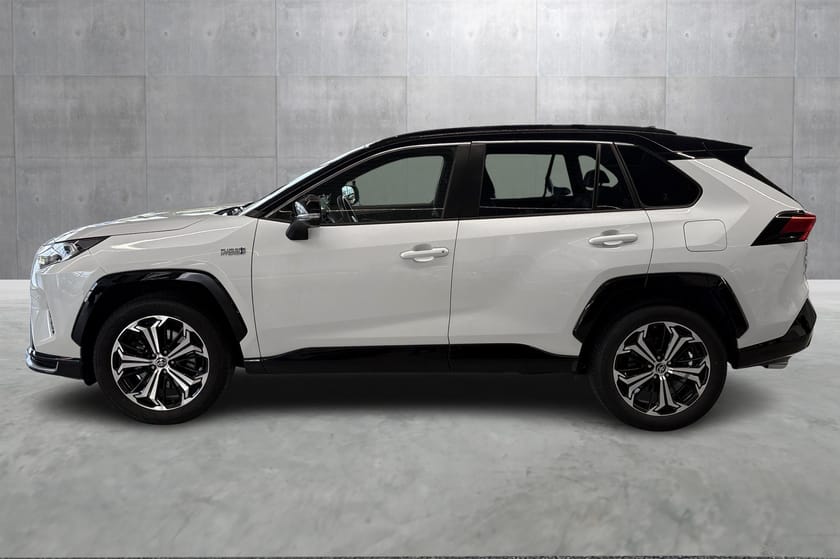 Bilde 2 av Toyota RAV4 Plug-in Hybrid 2,5l, Executive, Panorama, JBL, Bitone