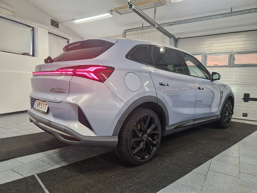 Bild 2 av MG Marvel R Performance 288 hk AWD 360 Kam Panorama Läder MOMS