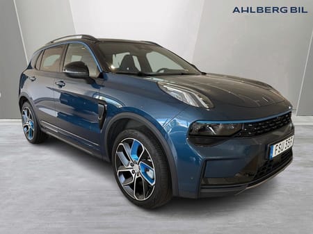 Lynk & Co 01 PHEV , Parkeringskamera 360, Panoramaglstak, Baklucka Elmanövrerad, Navigation