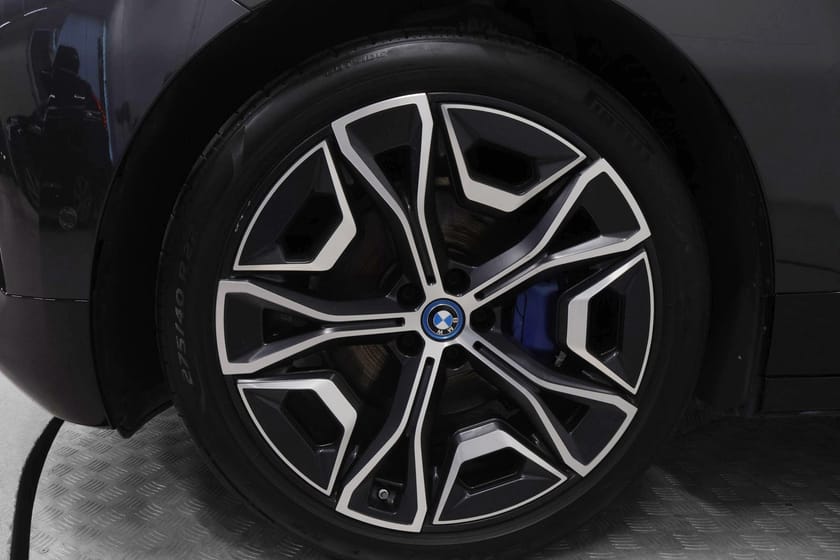 Bilde 2 av BMW iX xDrive50 Fully Charged (K)