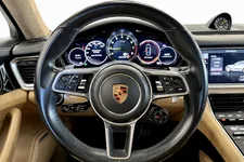 Porsche Panamera 4 E-Hybrid
