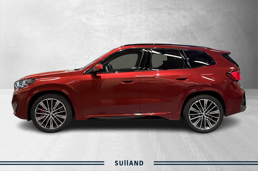 Bilde 4 av BMW iX1 xDrive30 xDrive30, Supercharged, M-Sport PRO, El-krok, Soltak +