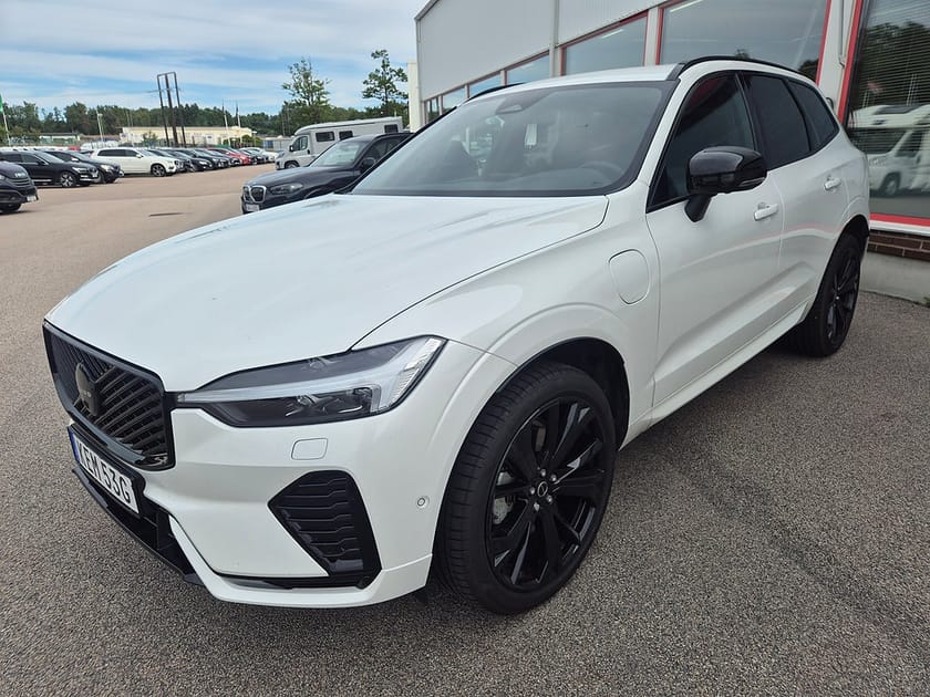 Bild 1 av Volvo XC60 Recharge Black Edition Plus AWD 350HK 4x4 Panorama Läd