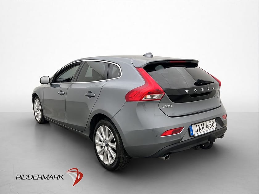 Bild 5 av Volvo V40 D4 190hk Summum VOC Dragkrok Elstol Läder Navi