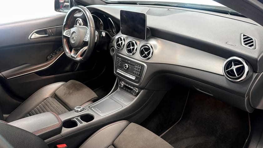 Bild 3 av Mercedes-Benz GLA 200