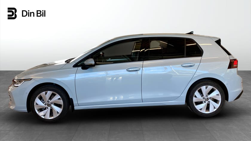 Bild 2 av Volkswagen Golf eTSi Life Värmare 150HK