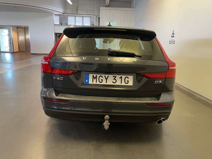 Bild 4 av Volvo V60 D3 Momentum Advanced SE II/ Dragkrok/ Navigation/ Bakkamera/ 10.000kr Tillbehör/