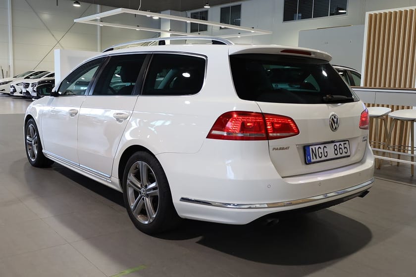 Bild 3 av Volkswagen Passat Variant 2.0 TDI AUT 4Motion R-line Drag Kamera Drag Läder