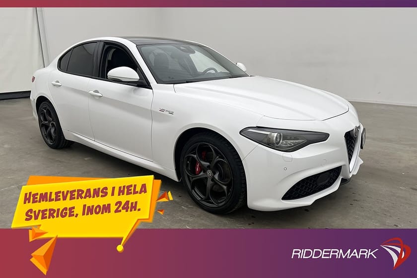 Bild 3 av Alfa Romeo Giulia 2.0 Turbo Q4 Veloce 280hk Pano H/K Skinn