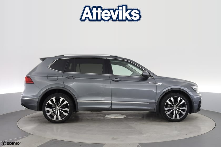 Bild 2 av Volkswagen Tiguan Allspace 5-sätes TDI 190hk 4M DSG R-Line Drag Värm Kamera Keyless