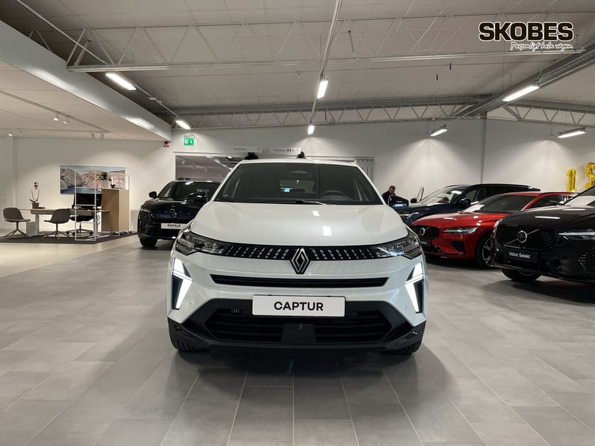 Bild 2 av Renault Captur PhII Mildhybrid 140 techno EDC